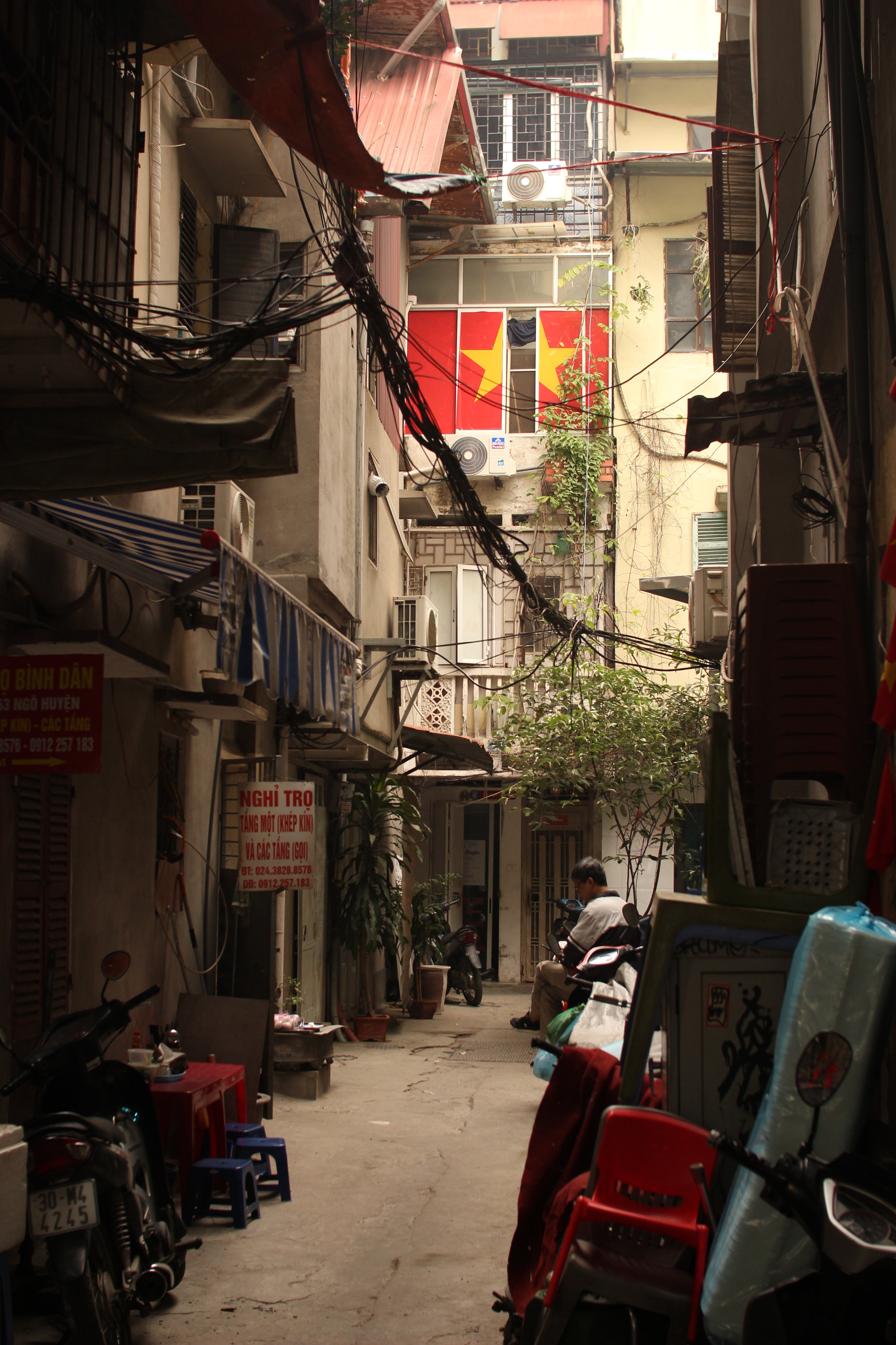 Together in solitude - Vietnam alleyway photography print